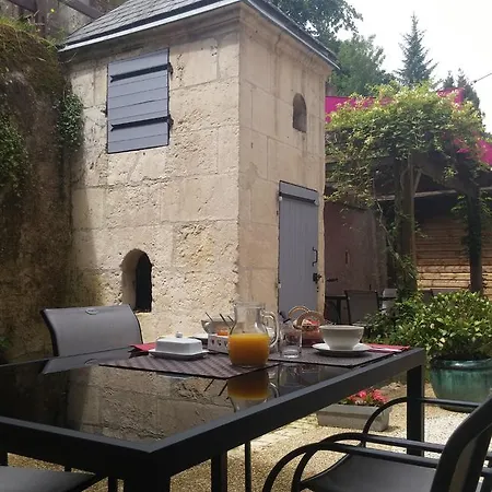 Les Trois Fontaines * פואטייה